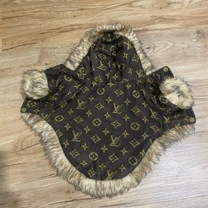 Dog jacket, size medium for small breed
